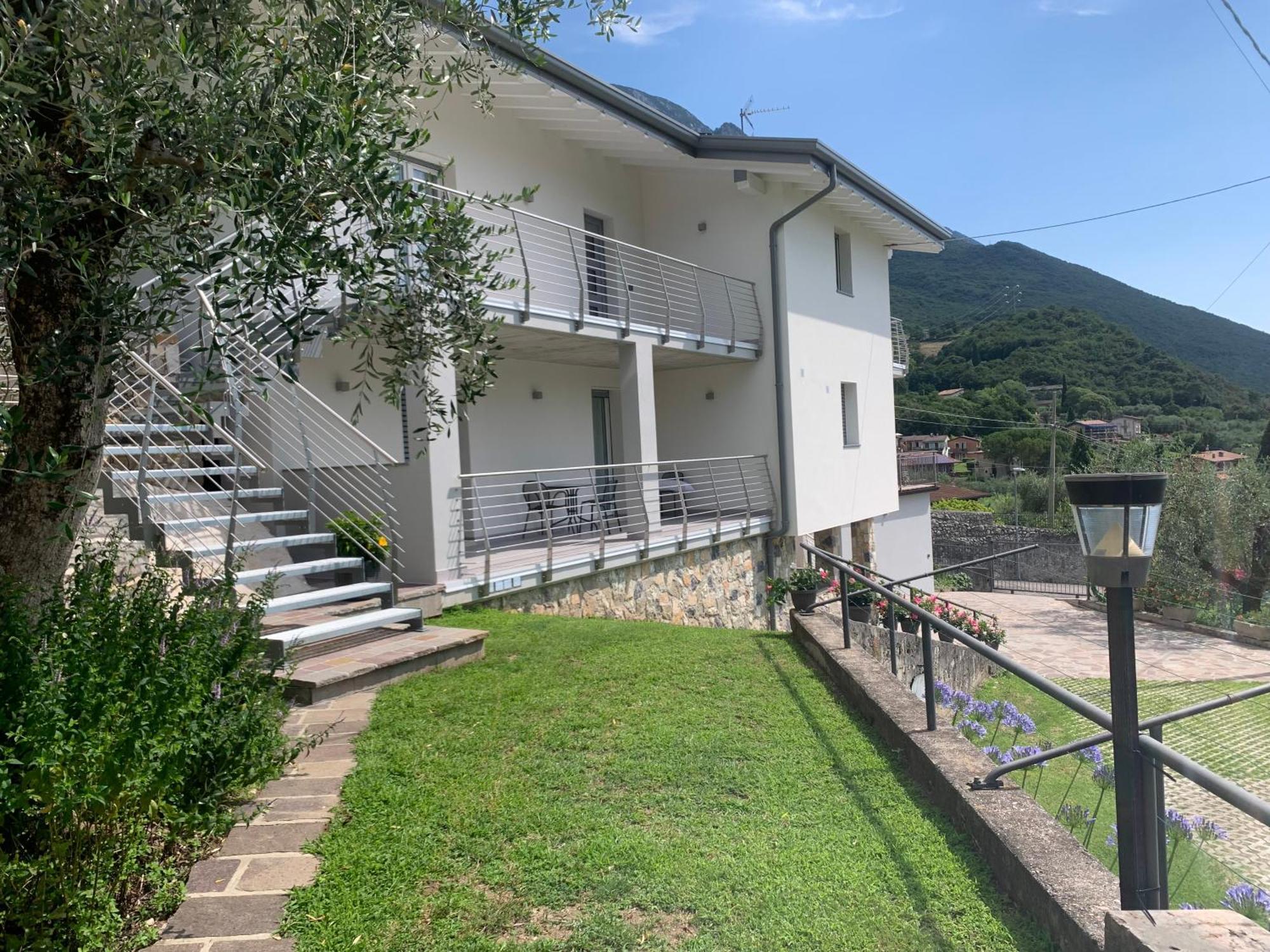Appartamento Viola Malcesine Exterior foto